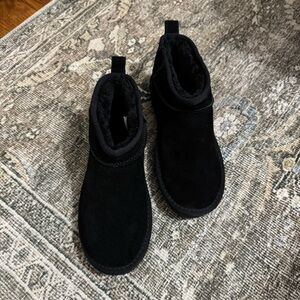 Black Mini Platform Boots